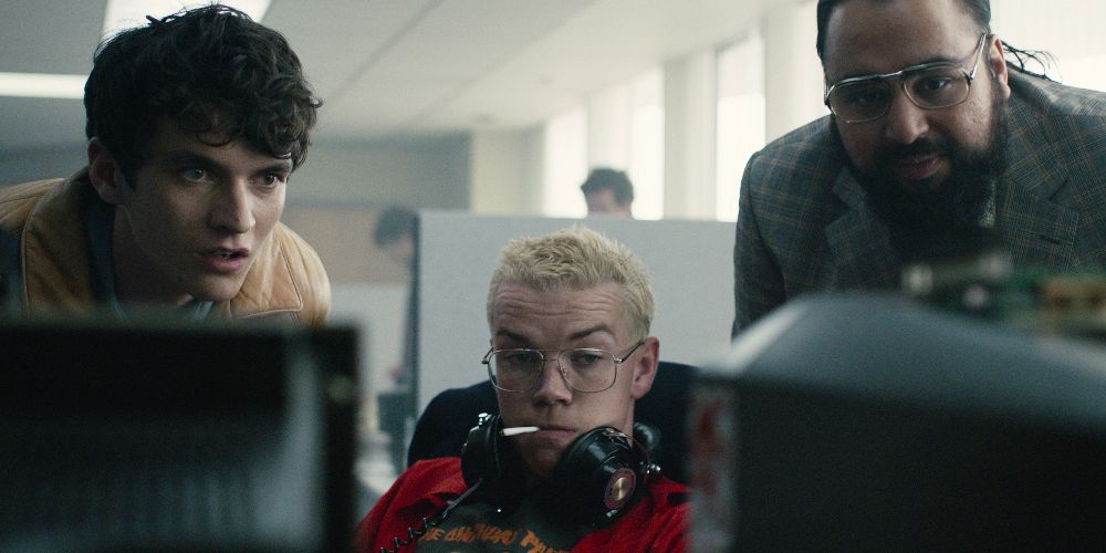 Programmers examine monitors in Black Mirror: Bandersnatch