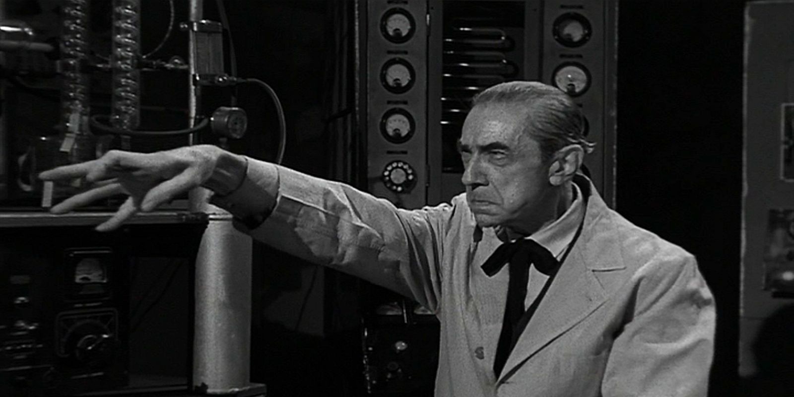 Bela Lugosi in the 1955 Ed Wood film Bride of the Monster.