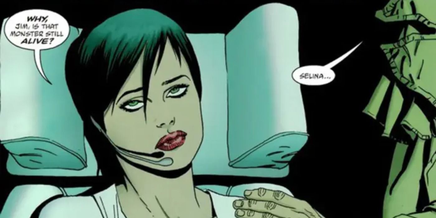 Catwoman becomes Oracle in Flashpoint comics.