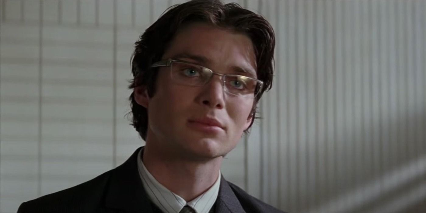 Jonathan Crane looking serious in Batman Begins (2005)