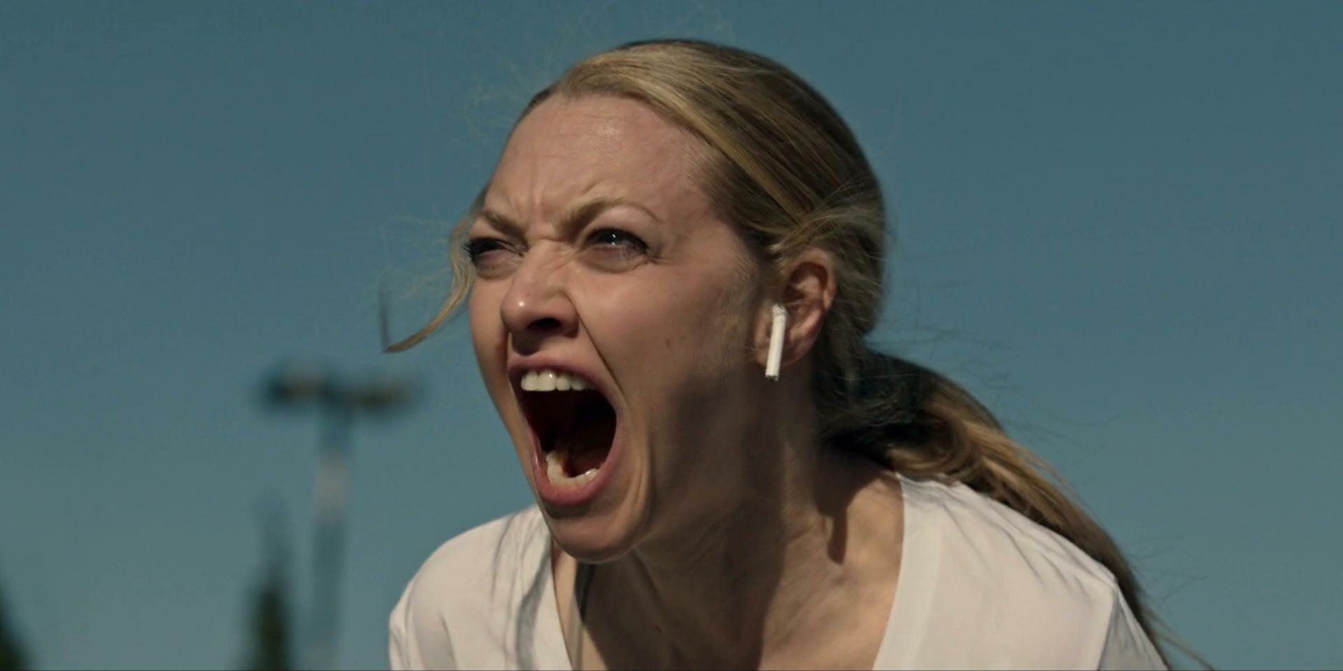 Amanda Seyfried as Elizabeth Holmes screaming in The Dropout