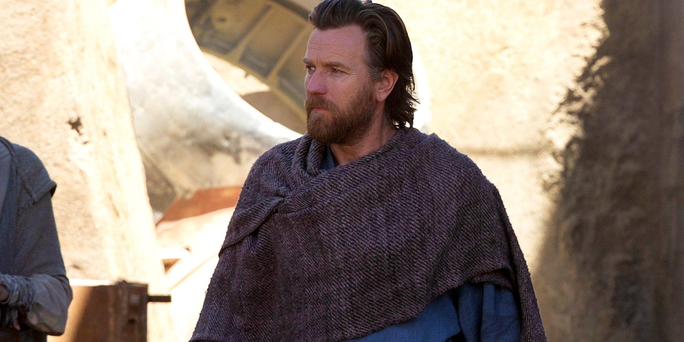 Ewan McGregor as Obi-Wan Kenobi in a cowl and looking to the left in the Obi-Wan Kenobi Disney Plus show