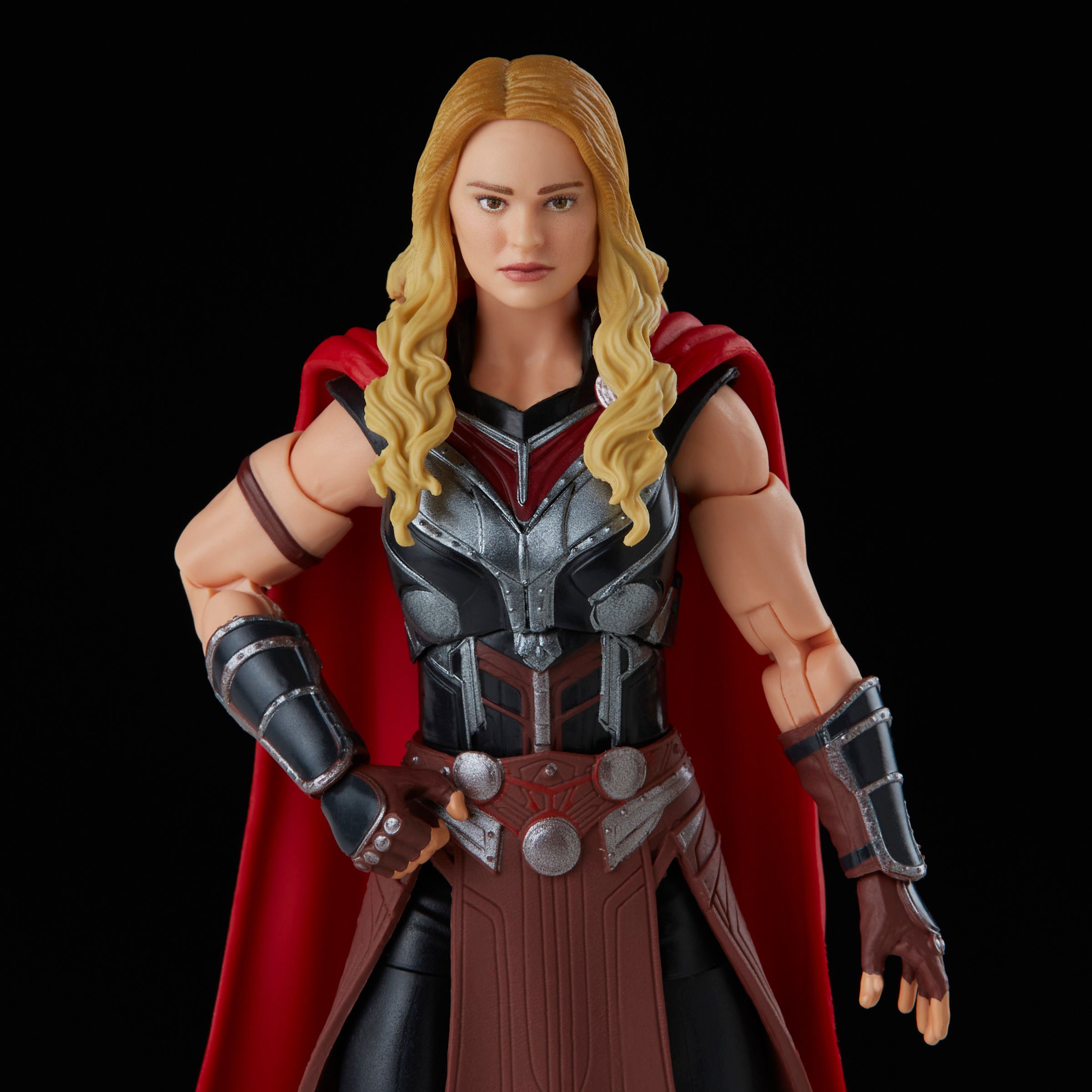 Hasbro Marvel Legends Series Thor Love and Thunder Mighty Thor