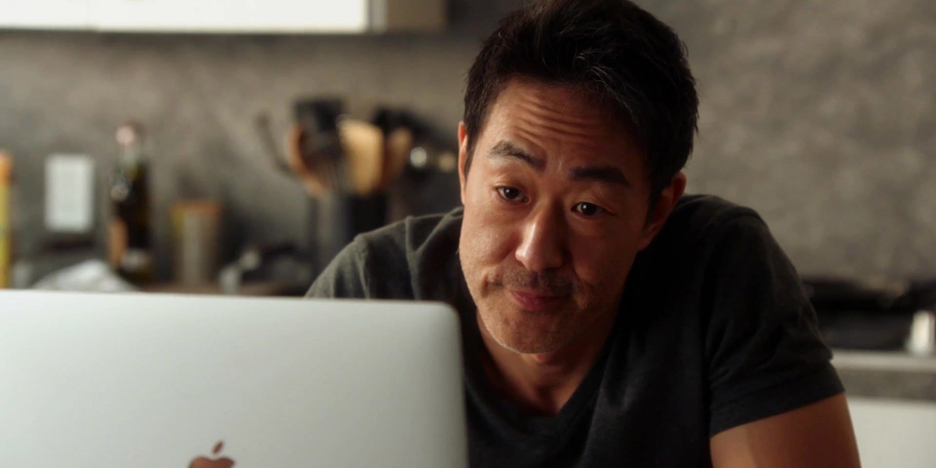 Howie &quot;Chimney&quot; Han with laptop
