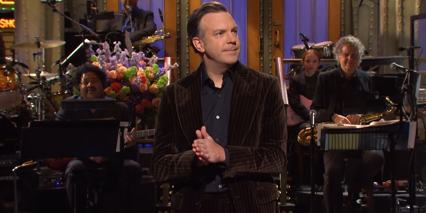 Jason Sudeikis & Harry Styles SNL Fake Host Line-Up Is Just Too Awkward