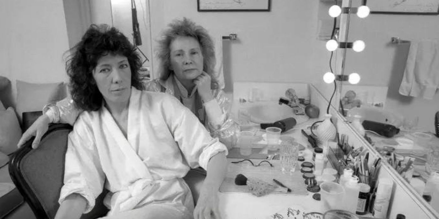Lily Tomlin &amp; Jane Wagner behind the scenes doing their makeup
