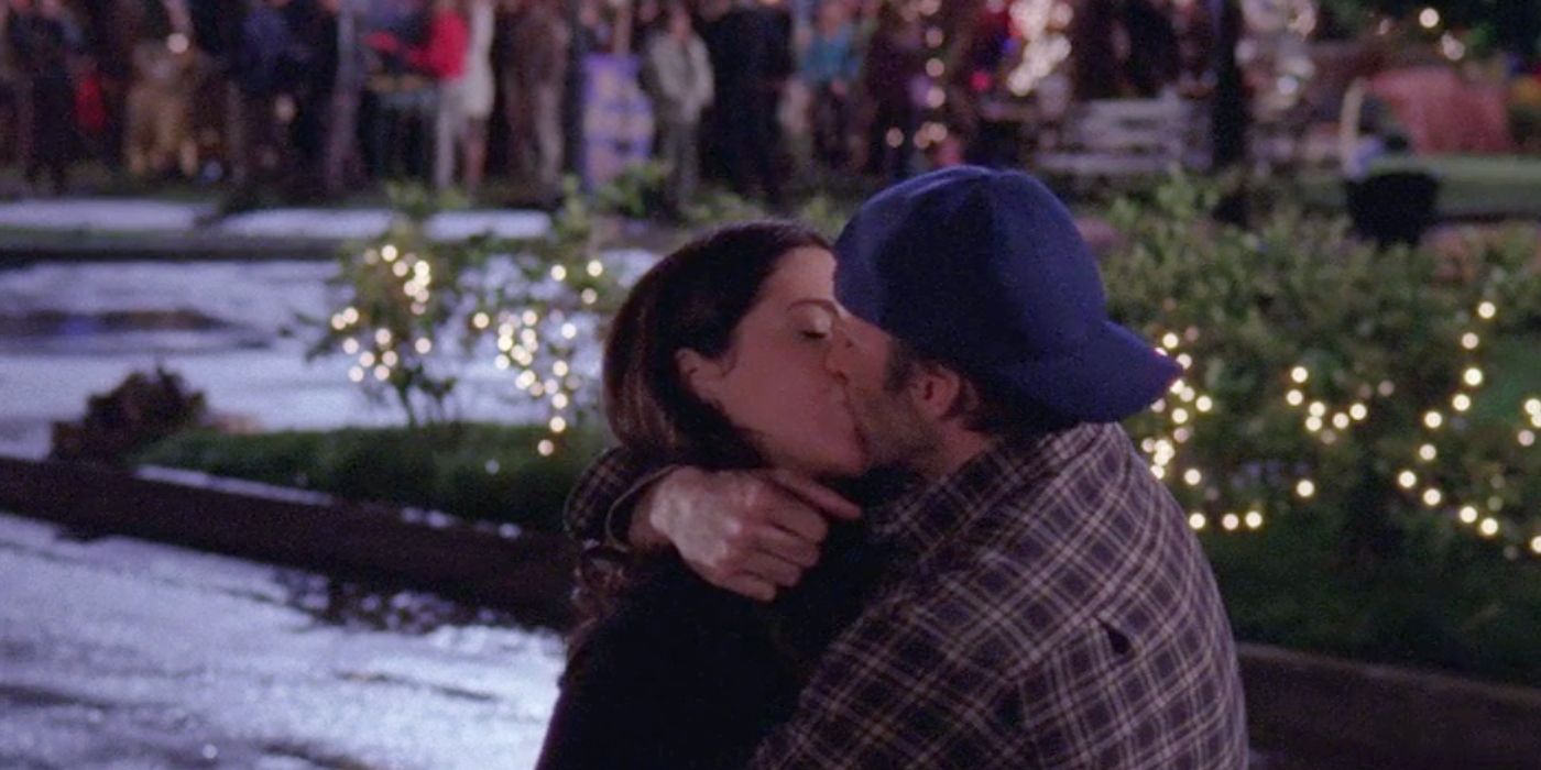 Luke and Lorelai kiss after Rory's graduation party