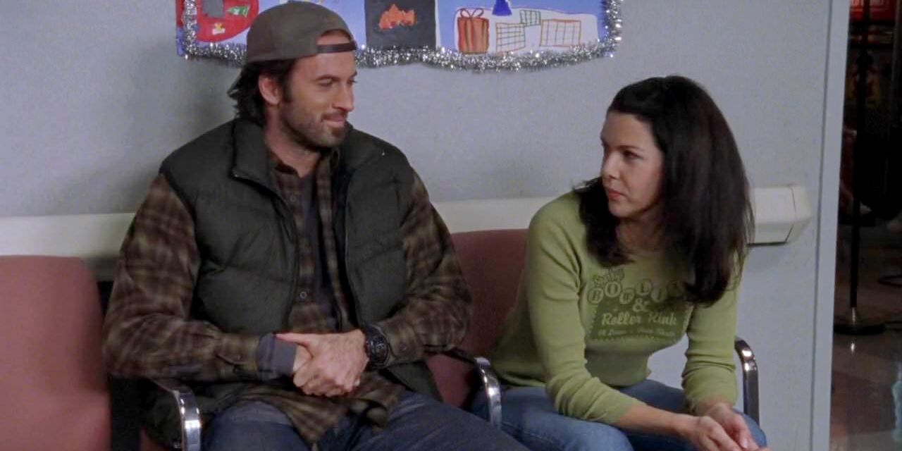 Luke Danes sorrindo para o hospital Lorelai em Gilmore Girls