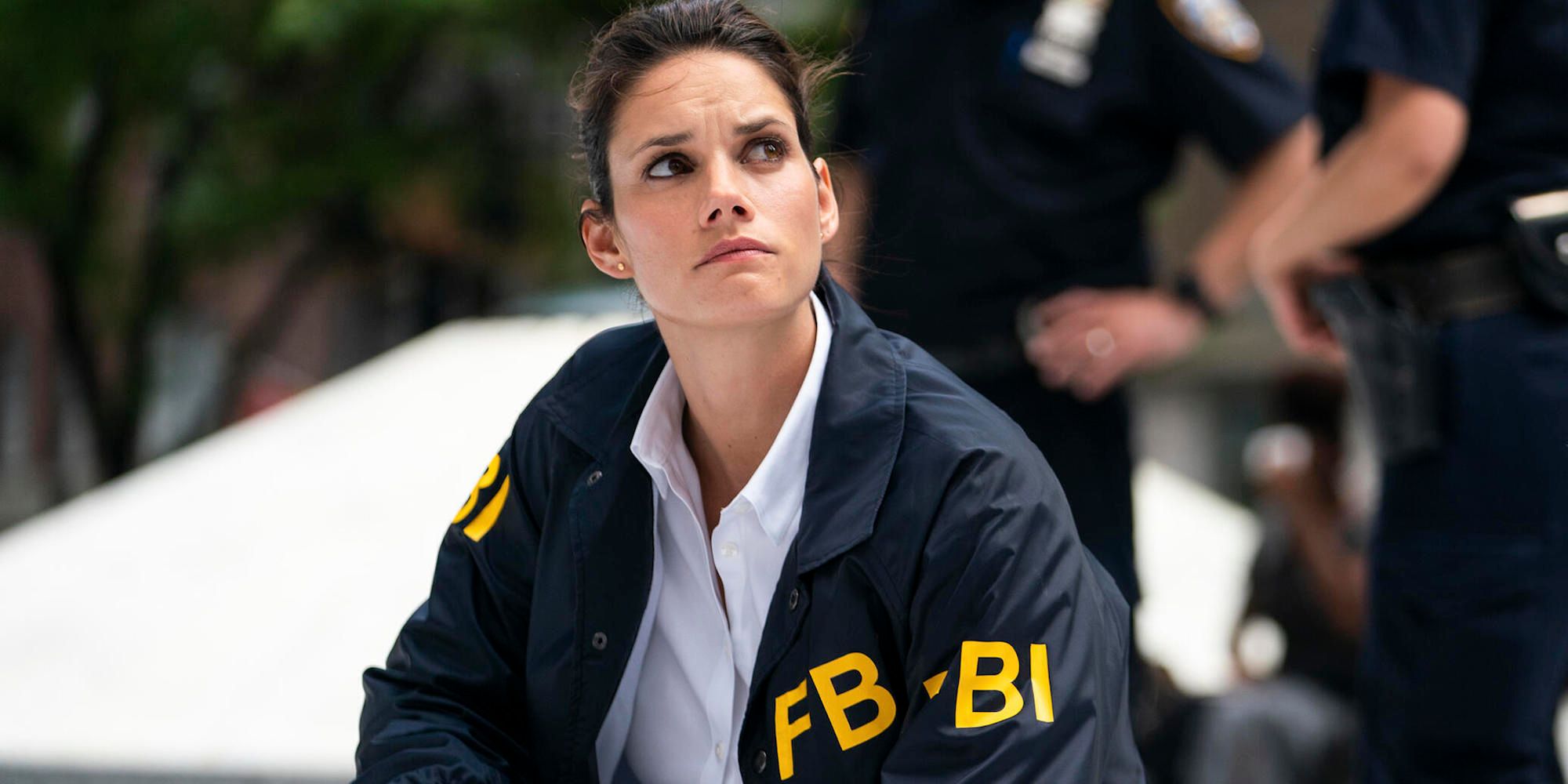 Señorita Peregrym en el FBI