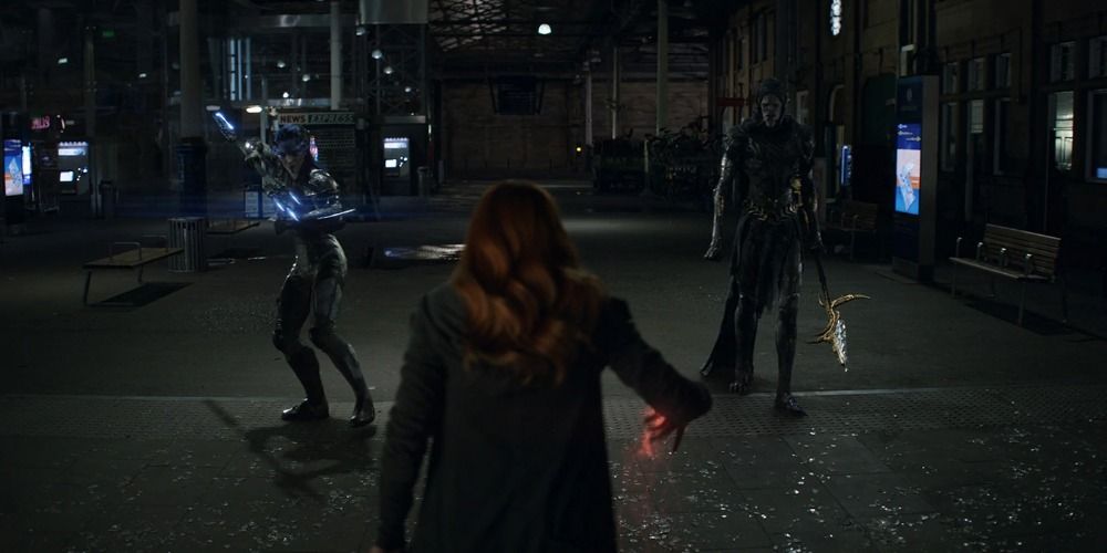 Wanda fight Proxima and Corvus in Infinity War