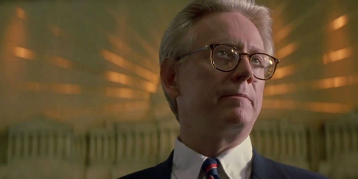 Bruce Davison como o senador Robert Kelly em X-Men (2000)