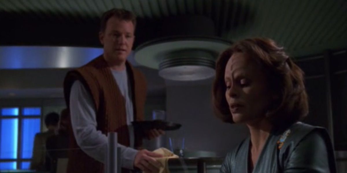Paris and Torres talk in the mess hall from Voyager