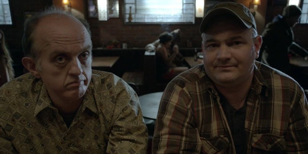 Kermit and Tommy sit at the bar in Shameless