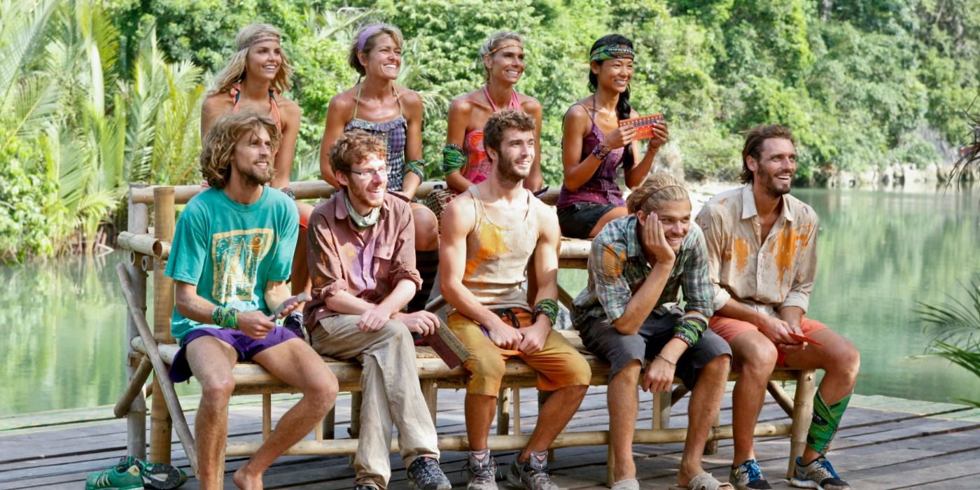 The contestants of Survivor: Caramoan sitting together