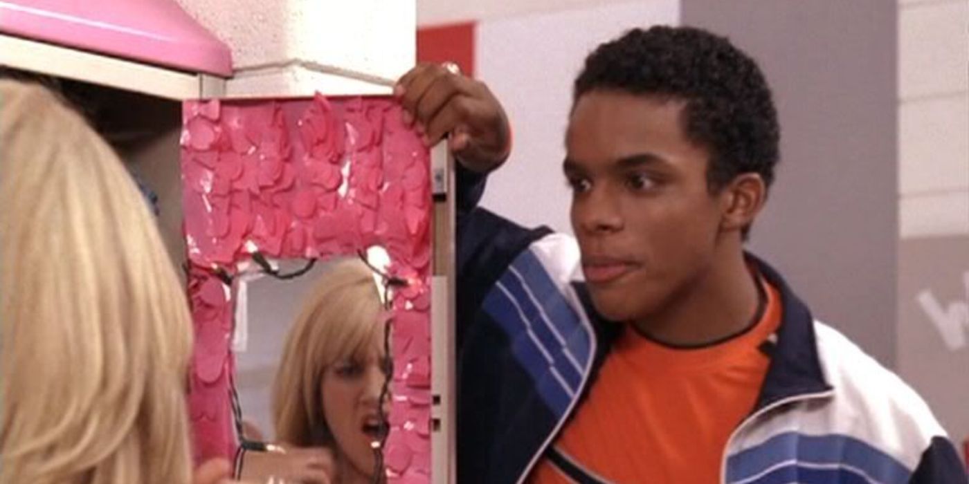 Zeke Baylor talking to Sharpay at her locker in High School Musical