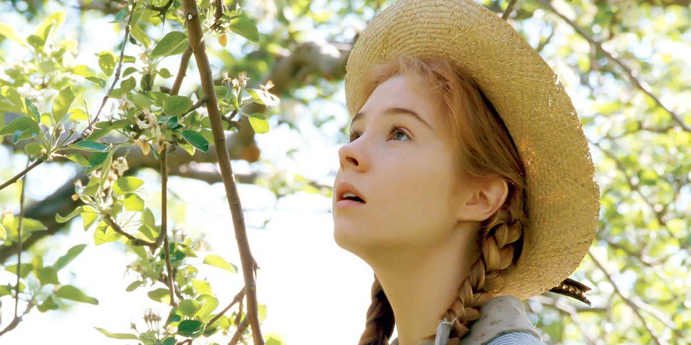 Megan Fellows from Anne of Green Gables looking up at the sky in wonder. 