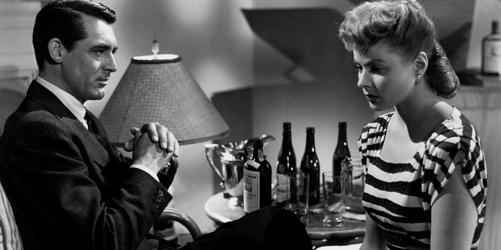Cary Grant conversando com Ingrid Bergman em Notorious 