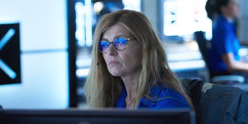 Connie Britton Abby in 9-1-1