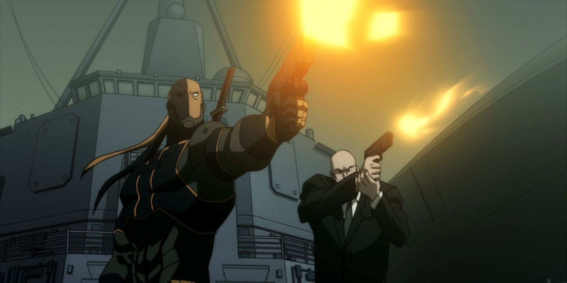 Deathstroke and Lex Luthor fire at Atlanteans in Justice League - The Flashpoint Paradox
