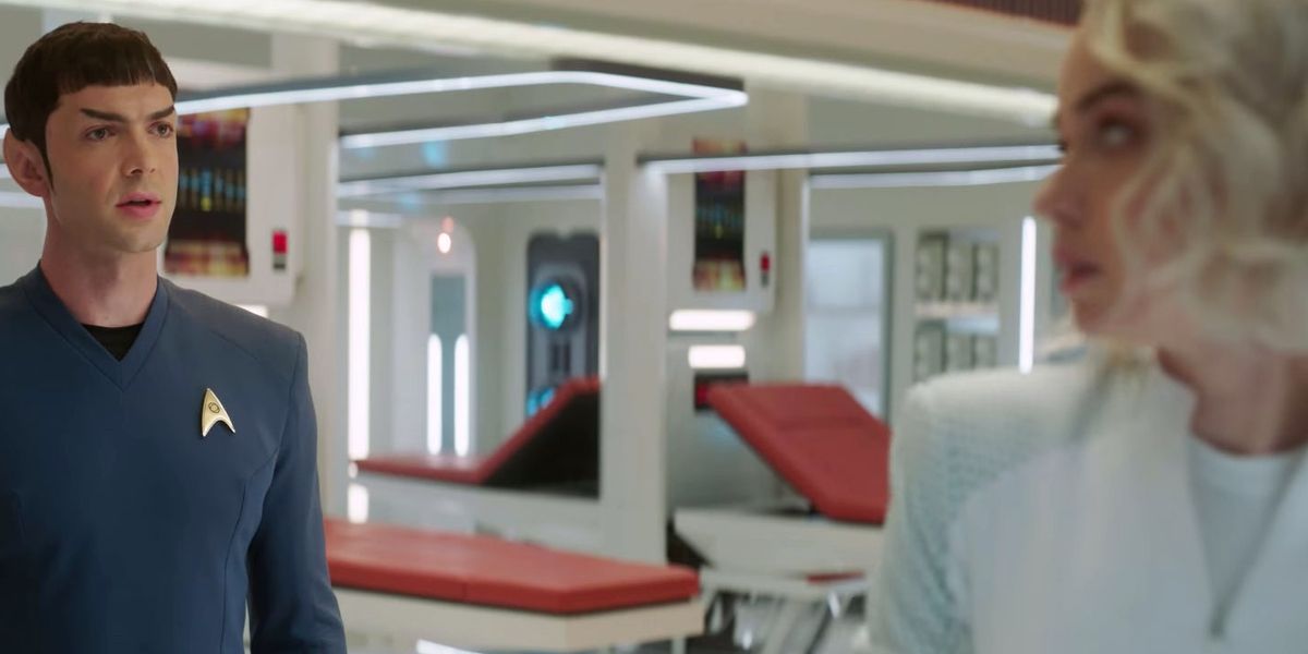 Spock (Ethan Peck) speaking with Nurse Chapel (Jess Bush) in Star Trek: Strange New Worlds