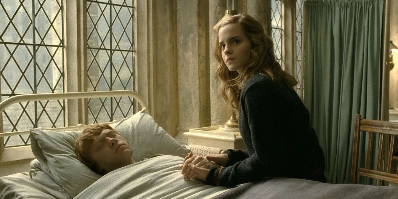 Hermione with Ron in the hospital in Harry Potter and the Half-Blood Prince 