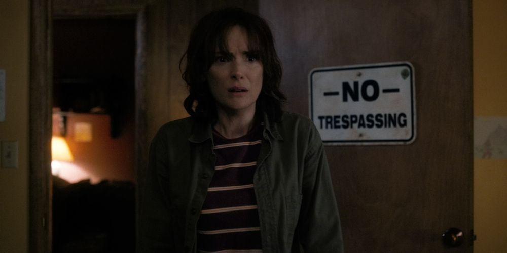 Joyce entering Will&rsquo;s room in Stranger Things