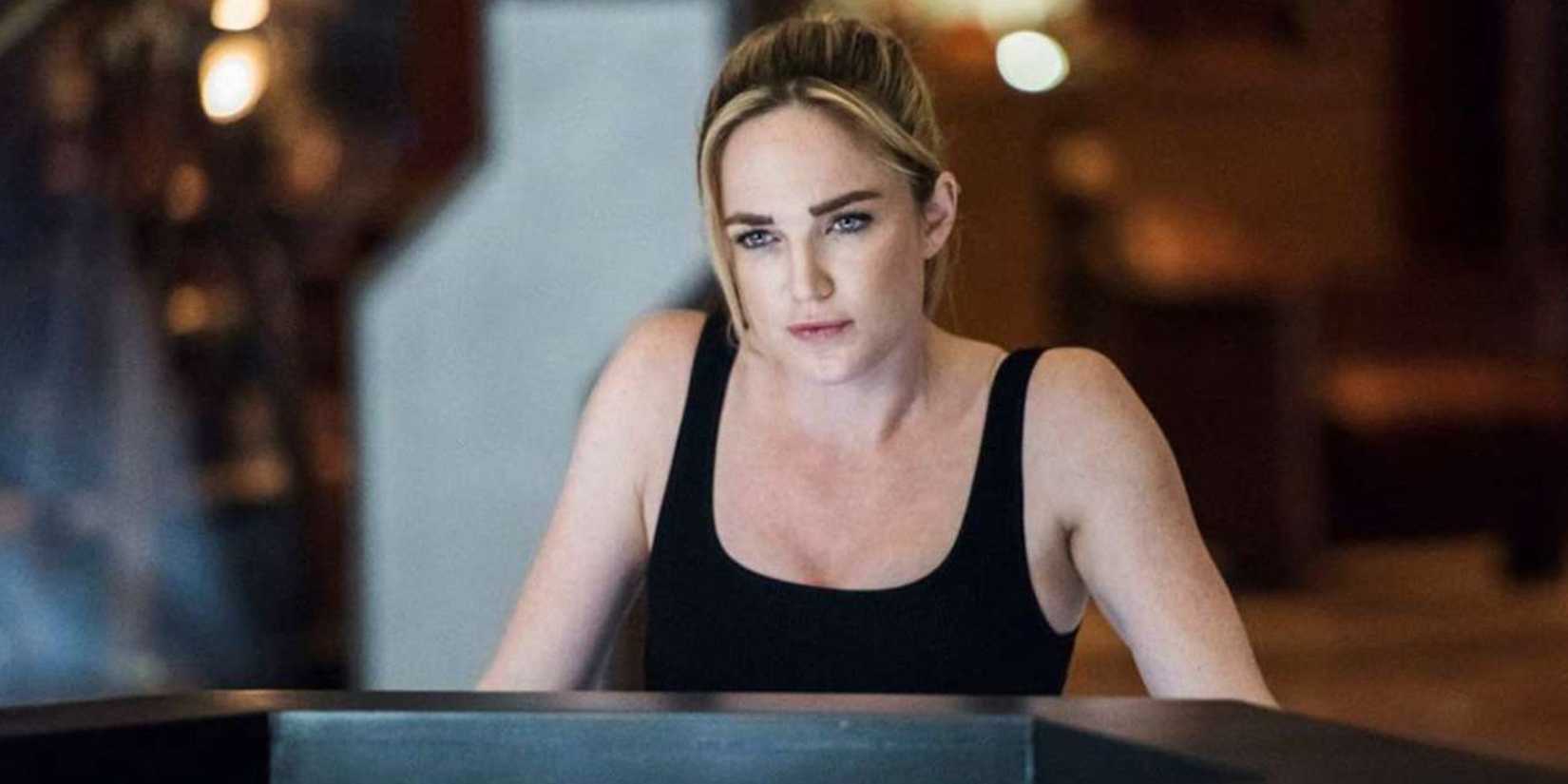Legends of Tomorrow Caity Lotz as Sarah Lance with raised eyebrow