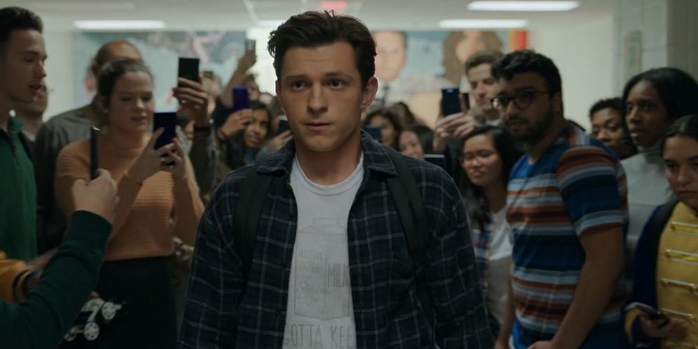 Peter Parker walking in the school hall in Spider-Man No Way Home 