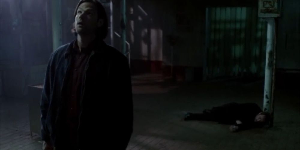 Sam attacks Crowley in Supernatural