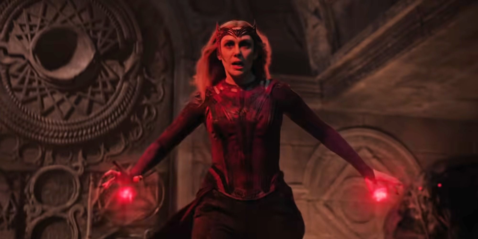 Scarlet WItch uses her powers in Multiverse of Madness.