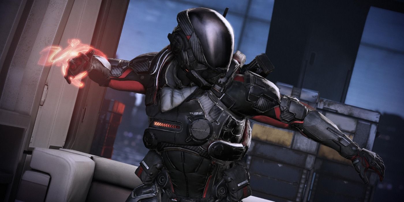 Commander Shepard about to hit an enemy.