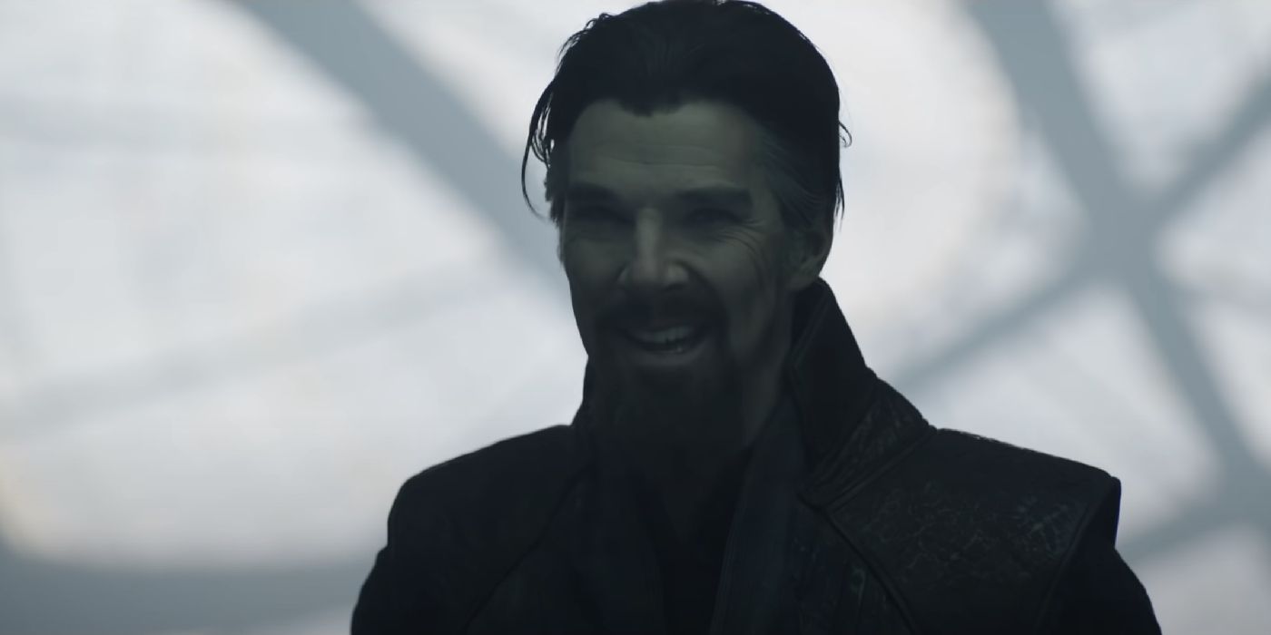 Sinister Doctor Strange smiling in Doctor Strange 2