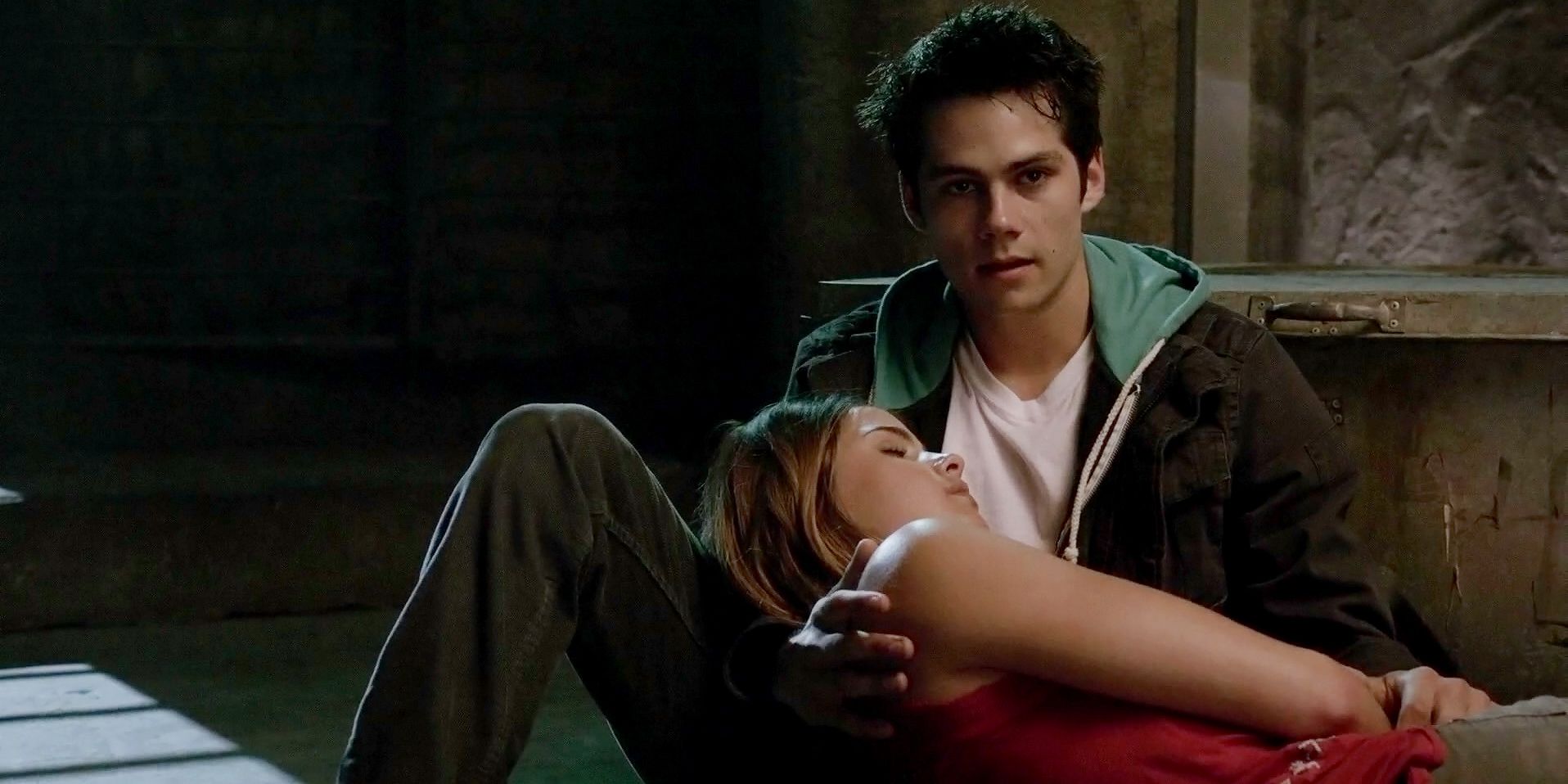 Stiles holding Malia when she's infected with a virus in Weaponized of Teen Wolf