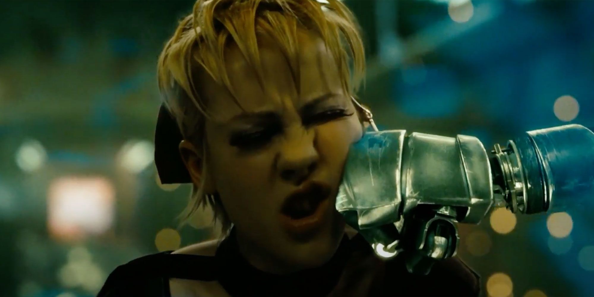 Jena Malone getting punched in Sucker Punch