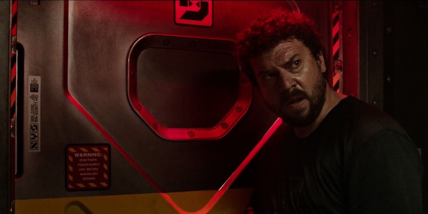Tennessee Faris on board the USCSS Covenant when the Xenomorph is on board.