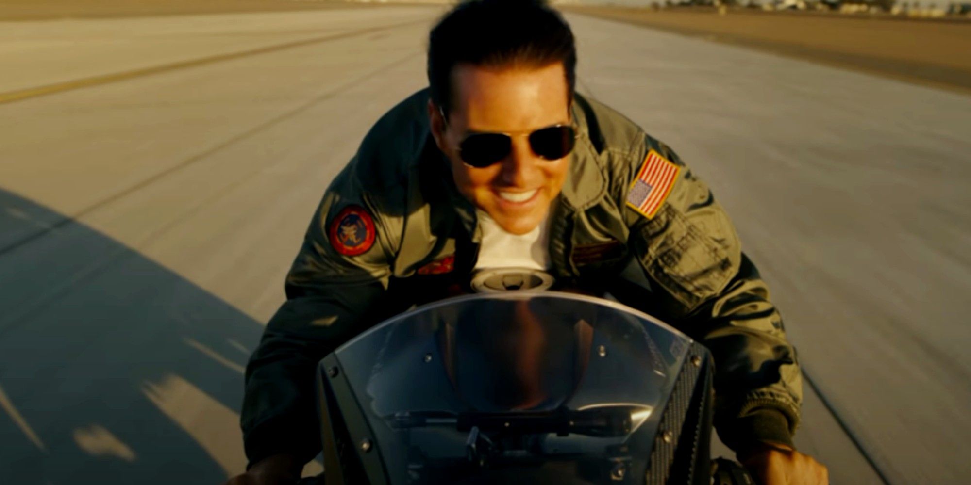 Top Gun Maverick Tom Cruise as Maverick Motorcycle Ride