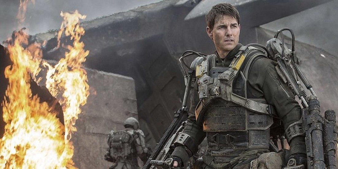 William Cage looking to his left in Edge of Tomorrow Cropped