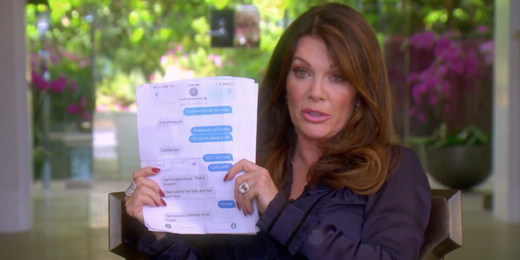 Lisa Vanderpump on RHOBH showing text message receipts 