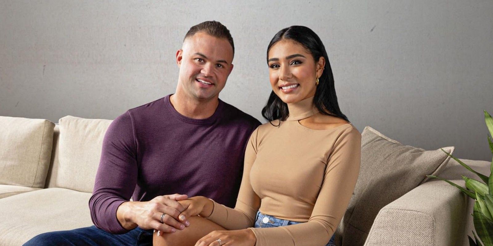 Patrick Mendes and Thaís Ramone from 90 Day Fiancé season 9 smiling