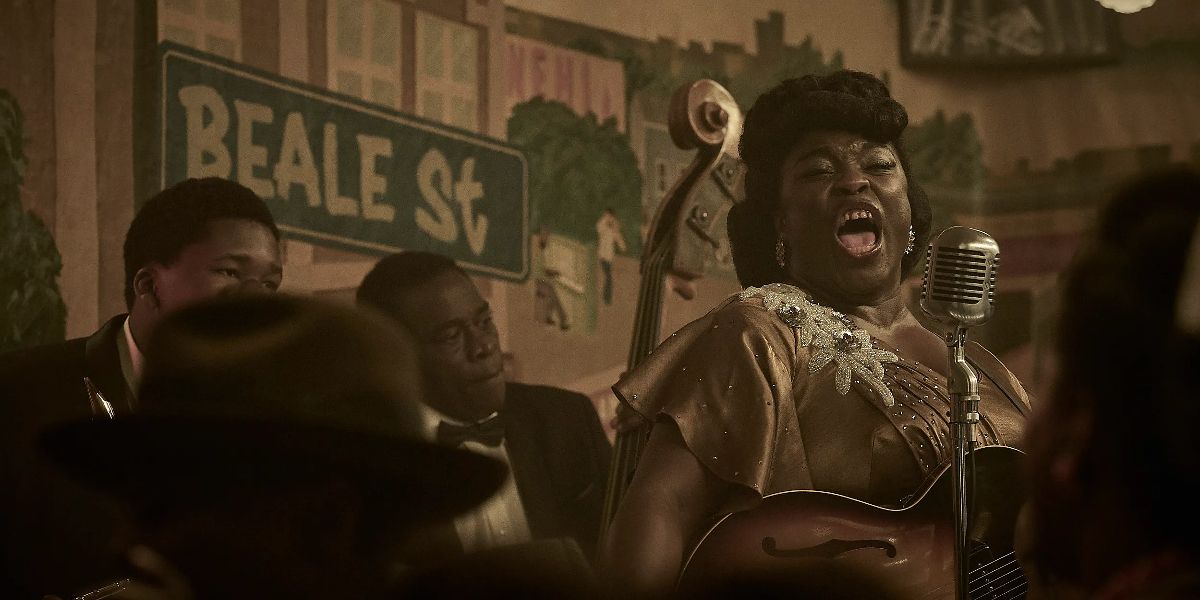 Big Mama Thornton performing on Beale Street in Elvis