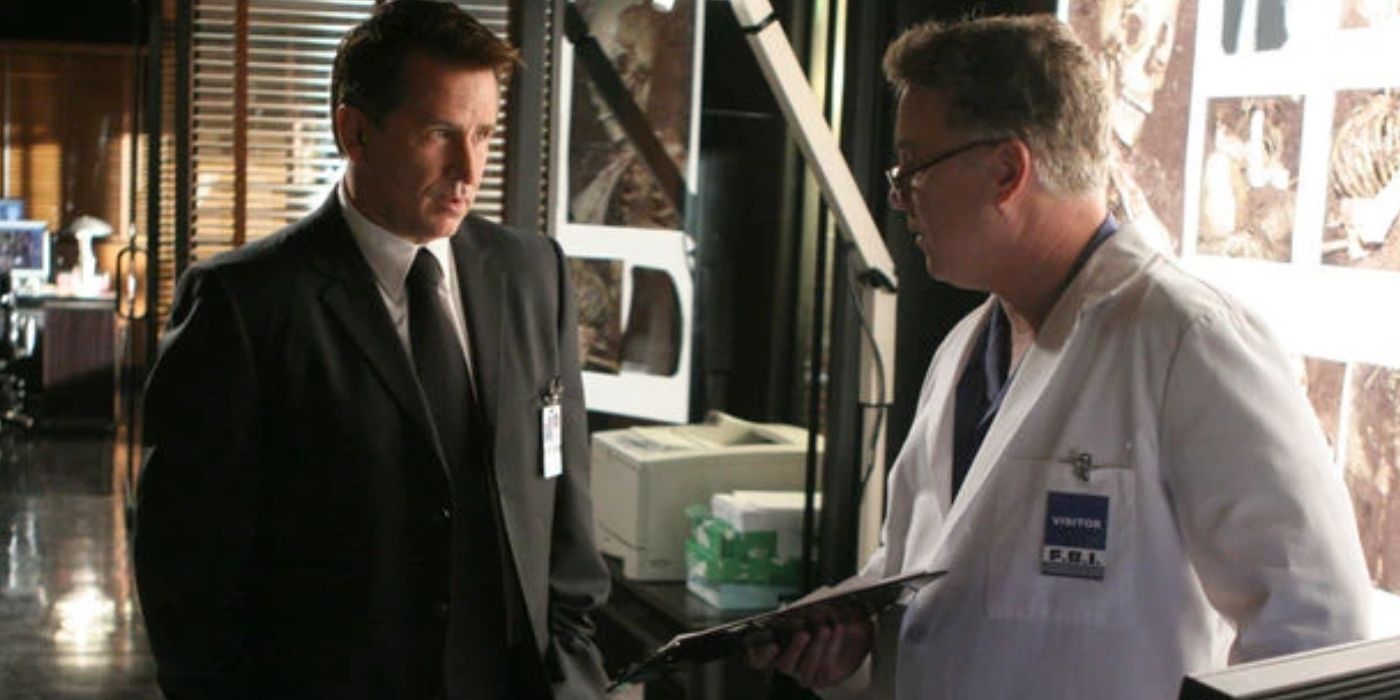 Witchout A Trace's Jack talks to CSI's Grissom in the crossover between the two shows