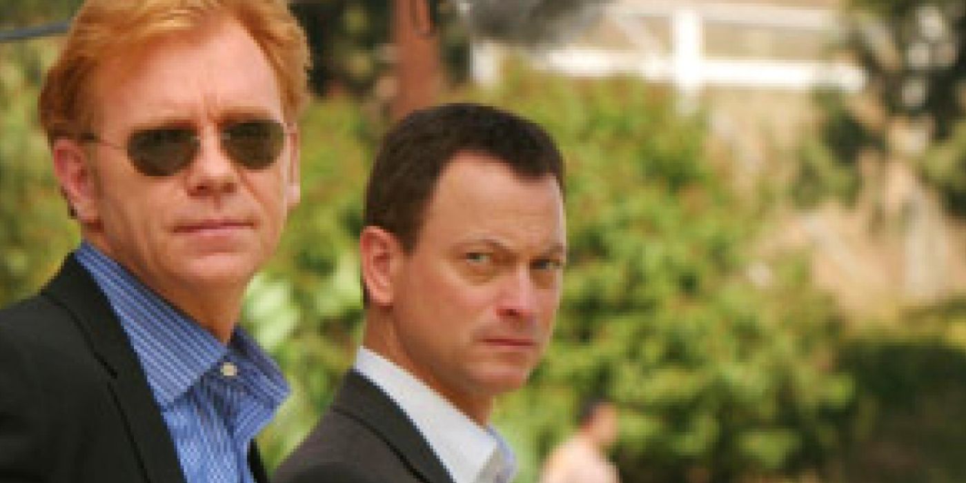 David Caruso and Gary Sinise in looking sideways in CSI