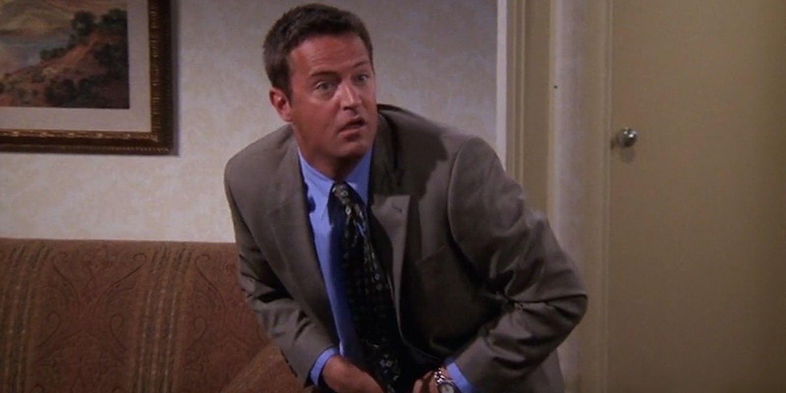 Chandler zipping up his pant in Friends 