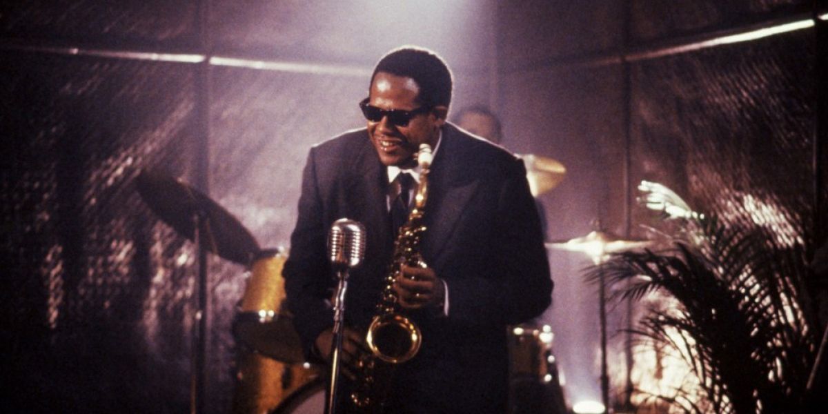 Charlie Parker (Forest Whitaker) playing the saxophone in Bird