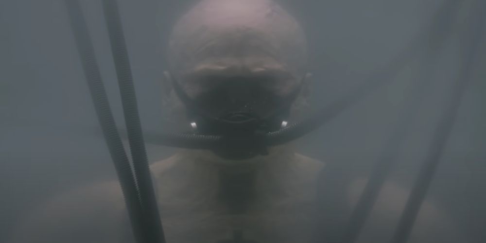 Darth Vader opens his eyes in his Bacta tank in Obi-Wan Kenobi Episode 2