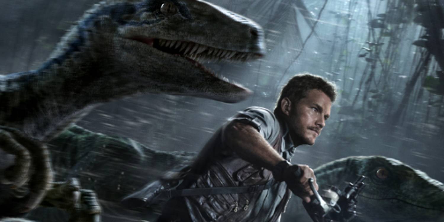 Chris Pratt anda de moto em Jurassic World
