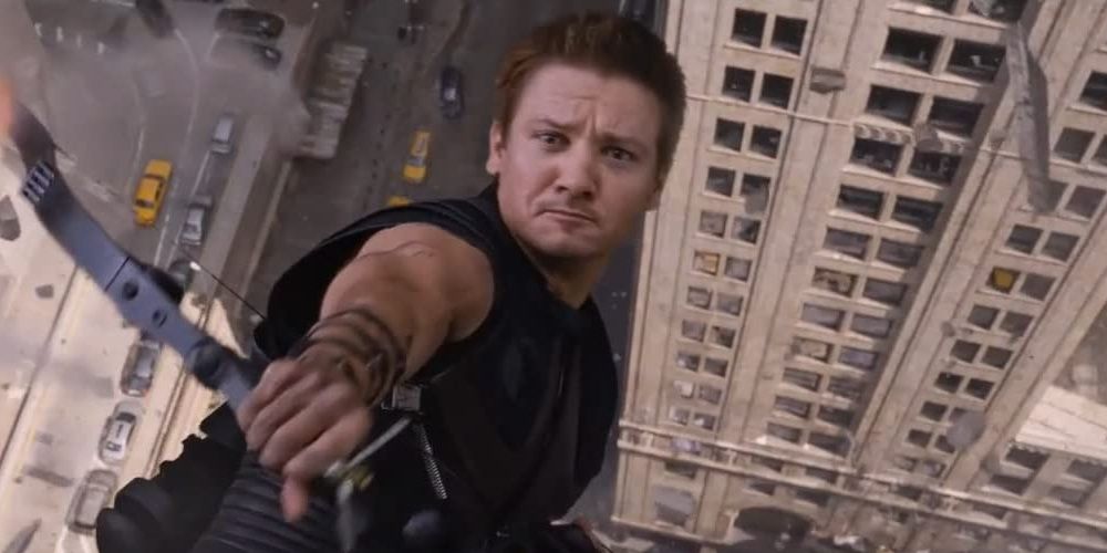 Hawkeye jumping off a building in The Avengers