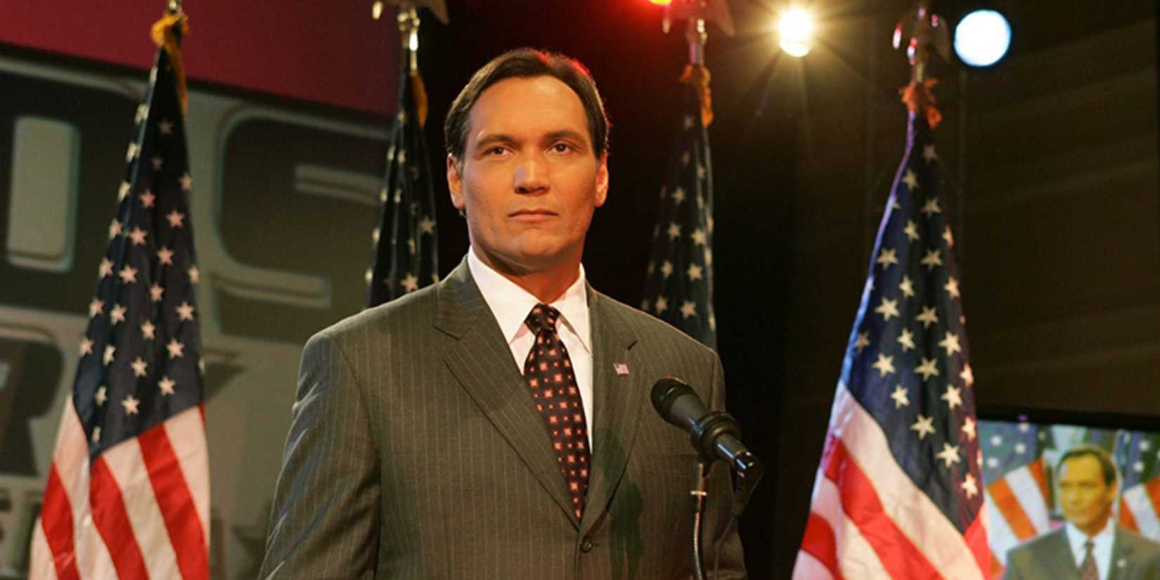 Matt Santos giving a campaign speech