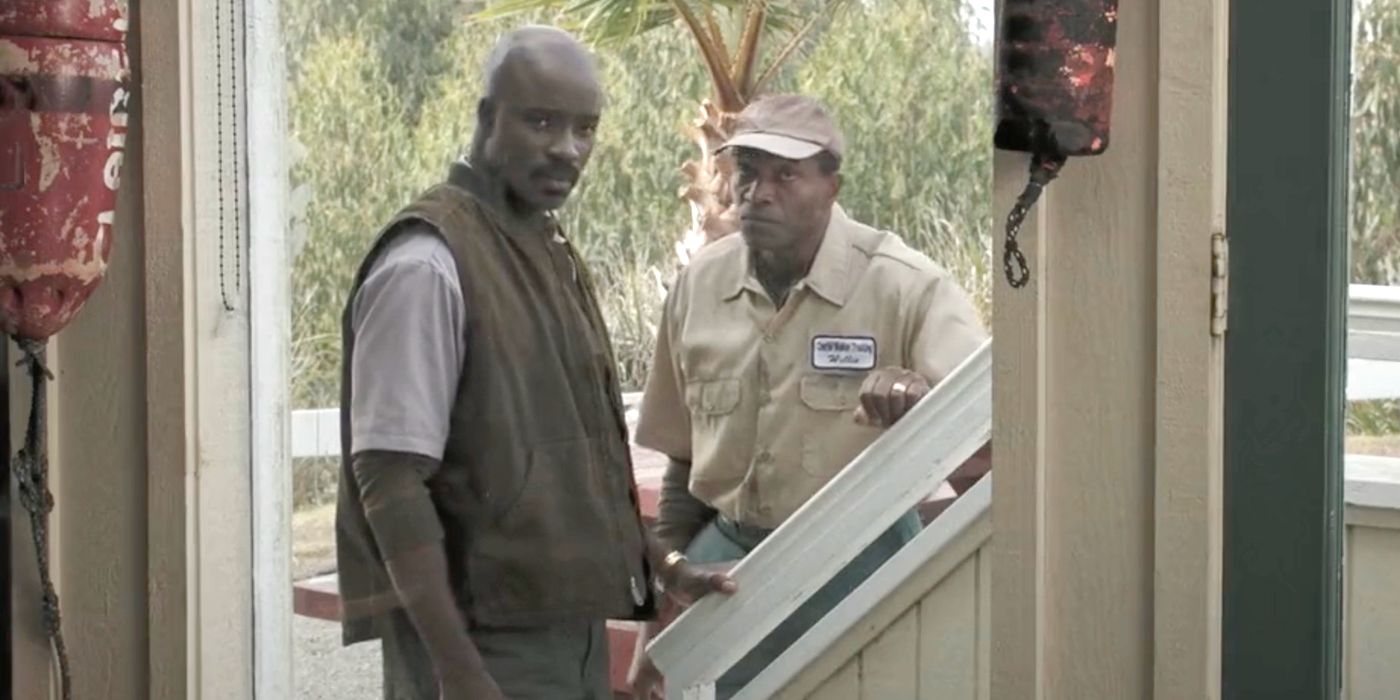 Mike Colter and Carl Lumbly in Im Charlie Walker