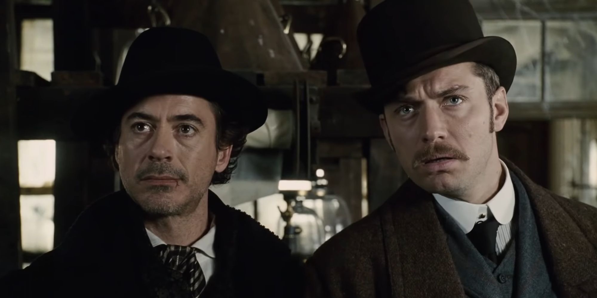Robert Downey Jr. as Holmes and Jude Law as John Watson in Sherlock Holmes 2009